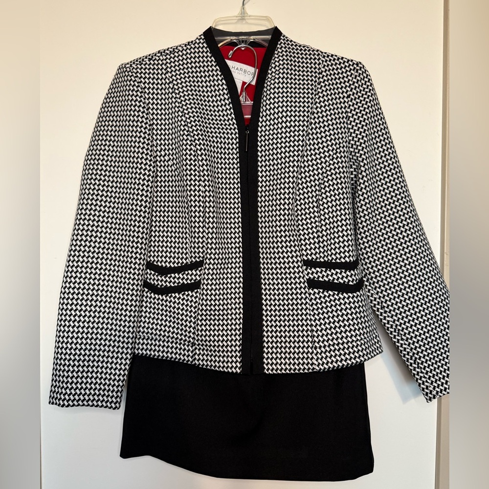 Sag Harbor VINTAGE 2 Pc. Houndstooth Skirt Set Petite Size 6